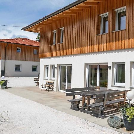 4Luxurioeses Ferienhaus In Traumhafter Landschaft Döbriach Kültér fotó